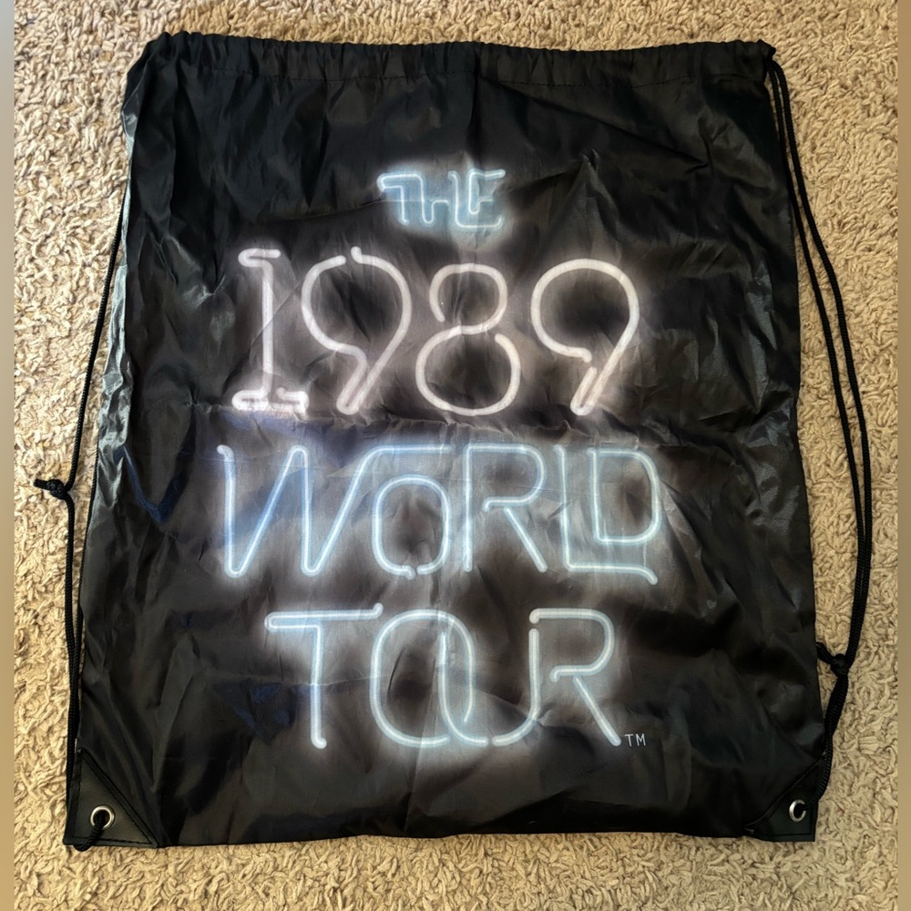 Taylor Swift 1989 world tour drawstring bag